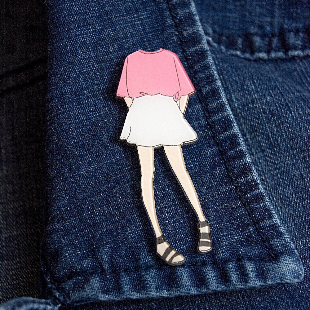 Set of 5 Acrylic Fashion Pins - Picture 2 of 6
